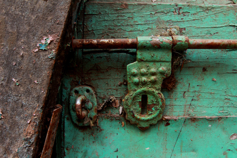 Rusty lock.jpg
