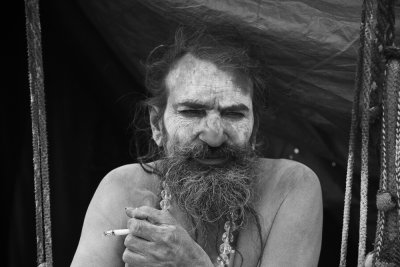 Naga Sadhu 73 bw.jpg