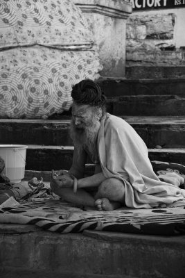 Varanasi Naga Sadhu 02 bw.jpg