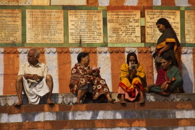 Readers in Varanasi.jpg
