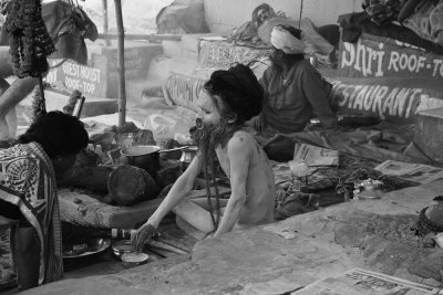 Varanasi Naga Sadhu 04 bw.jpg