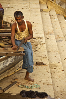Man at work Varanasi.jpg