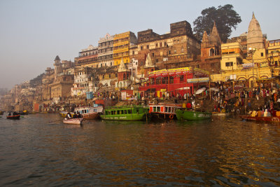Colors in Varanasi.jpg