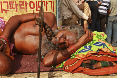 Sleeping sadhu.jpg
