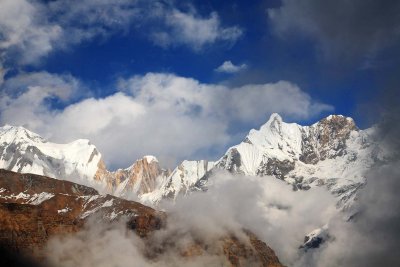 141123_AIV_clouds_5350m.jpg