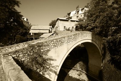 Mostar - Pont Twisted