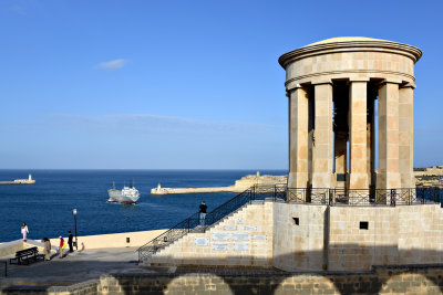 Siege Bell Memorial, Valletta
