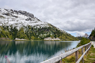 Lago di Fedaia