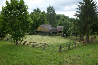 Lithuanian farmstead at Rumsiskes park near Kaunas, Lithuania