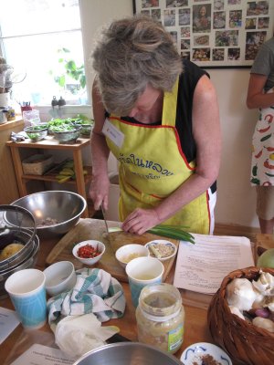 Becky chopping green onions