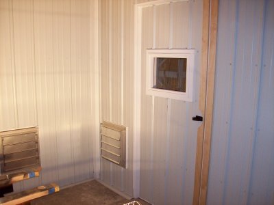 Spray Booth Finished 03.JPG