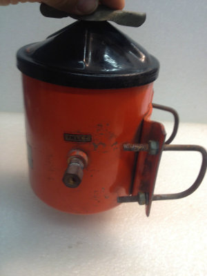Fram Model F4-18BP-2 Filter 06.jpg