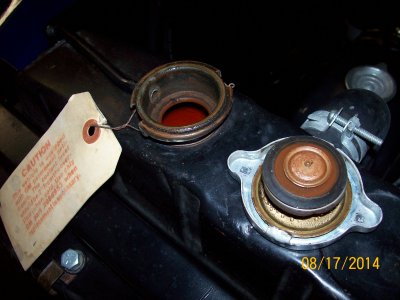 4lb. Pressure Cap-Original 1950 Radiator 03.JPG