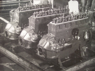 GM production line engines 02.jpg