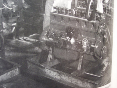 GM production line engines 03.jpg