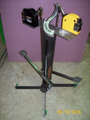 Shrinker-Stretcher stand 01.JPG