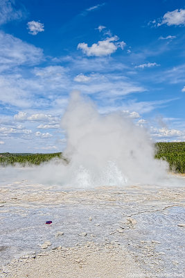 Fountain Geyser Begins