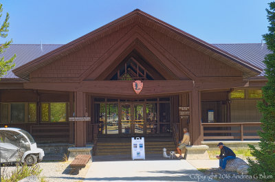 Yellowstone Visitor Center 