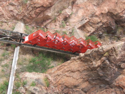 2006_0607Gorge_River0144.JPG