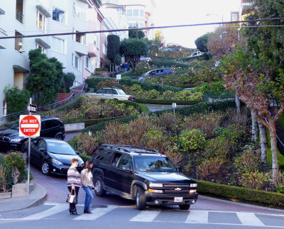 SF. Lombard Street