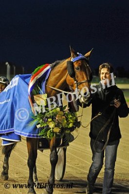 Koers 9. Your Love Lois3.jpg