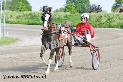 _MBF1129.jpg