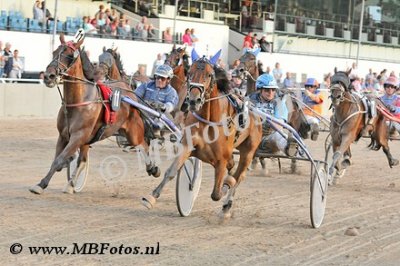 Koers 6. Dukenightstar VS1.jpg