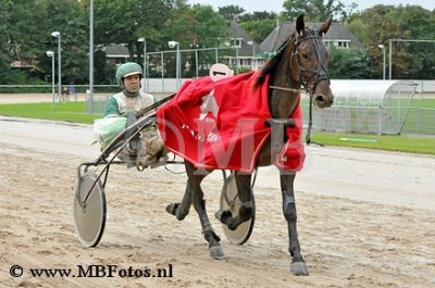 Koers 1. Shake Hands3.jpg