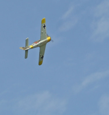 FW-190, b