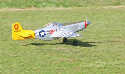 Andy's P51 lands IMG_0438
