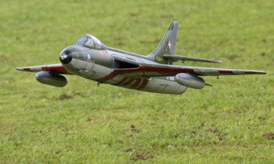Rob's Hawker Hunter about to belly land 0T8A1906