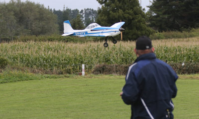 Grant Finlay and his Cessna ag-wagon,0T8A9599.jpg