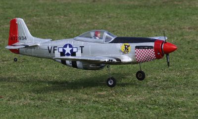 Rob's ic powered foamy P51about to land, 0T8A0750.jpg