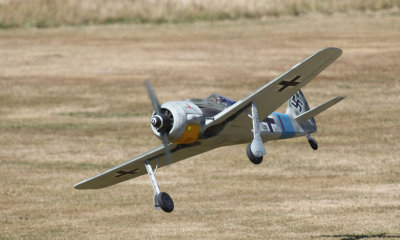 Andrew  Farrows Q FW 190 about to land, 0T8A7569.jpg