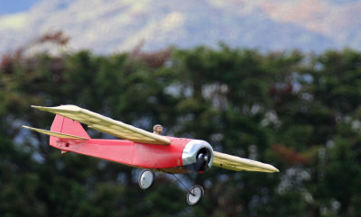 Jonathan Shorer flying his Flair Magnatilla, 0T8A5851.jpg