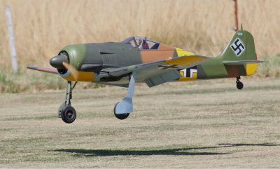 John Sutherland's FW 190 landing, 0T8A6878.jpg