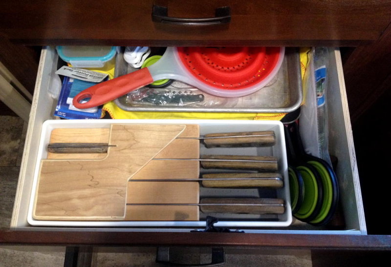 Knife block