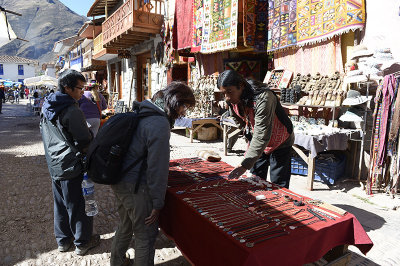 Pisac market