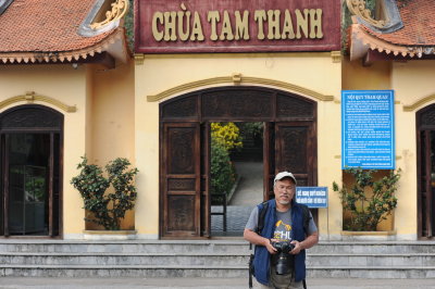 Dừng xe chụp hnh kỷ niệm cha Tam Thanh.Lạng Sơn