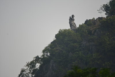 Nàng Tô Thị hóa đá chờ chồng ở xứ Lạng.