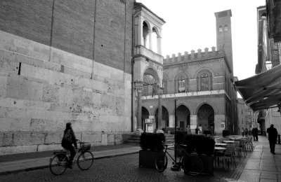 from corner in Cremona centre.jpg