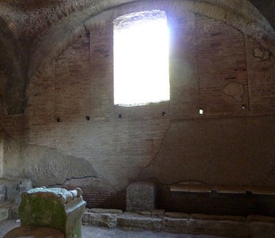 Latrine, Baths of Neptune, Ostia Antica