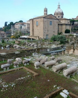 Looking across the Basilica Amelia to the back of the Curia, Ancient Rome