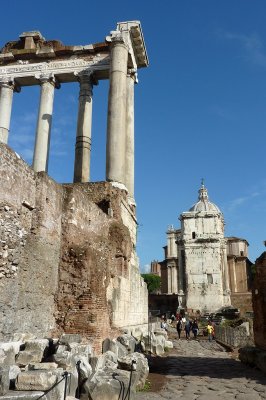 Looking past the Temple of Saturn towards Arch of Septimius Severus, Ancient Rome