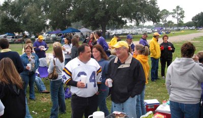 shannon kev and krewe.jpg