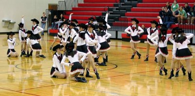 v-dore kick 2.jpg