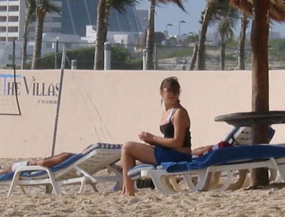 beth at hilton beach 4.JPG
