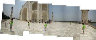 Rahil's first time at the Taj Mahal (5 July 2014)