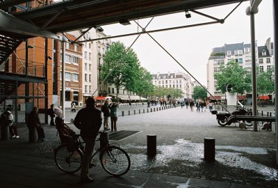 Paris (2003)