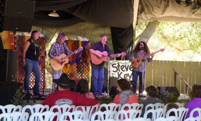 Steve Key starts off Hot Licks Cafe on Saturday Morning